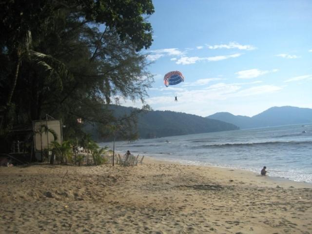 Et Budget Guest House Batu Feringgi Buitenkant foto