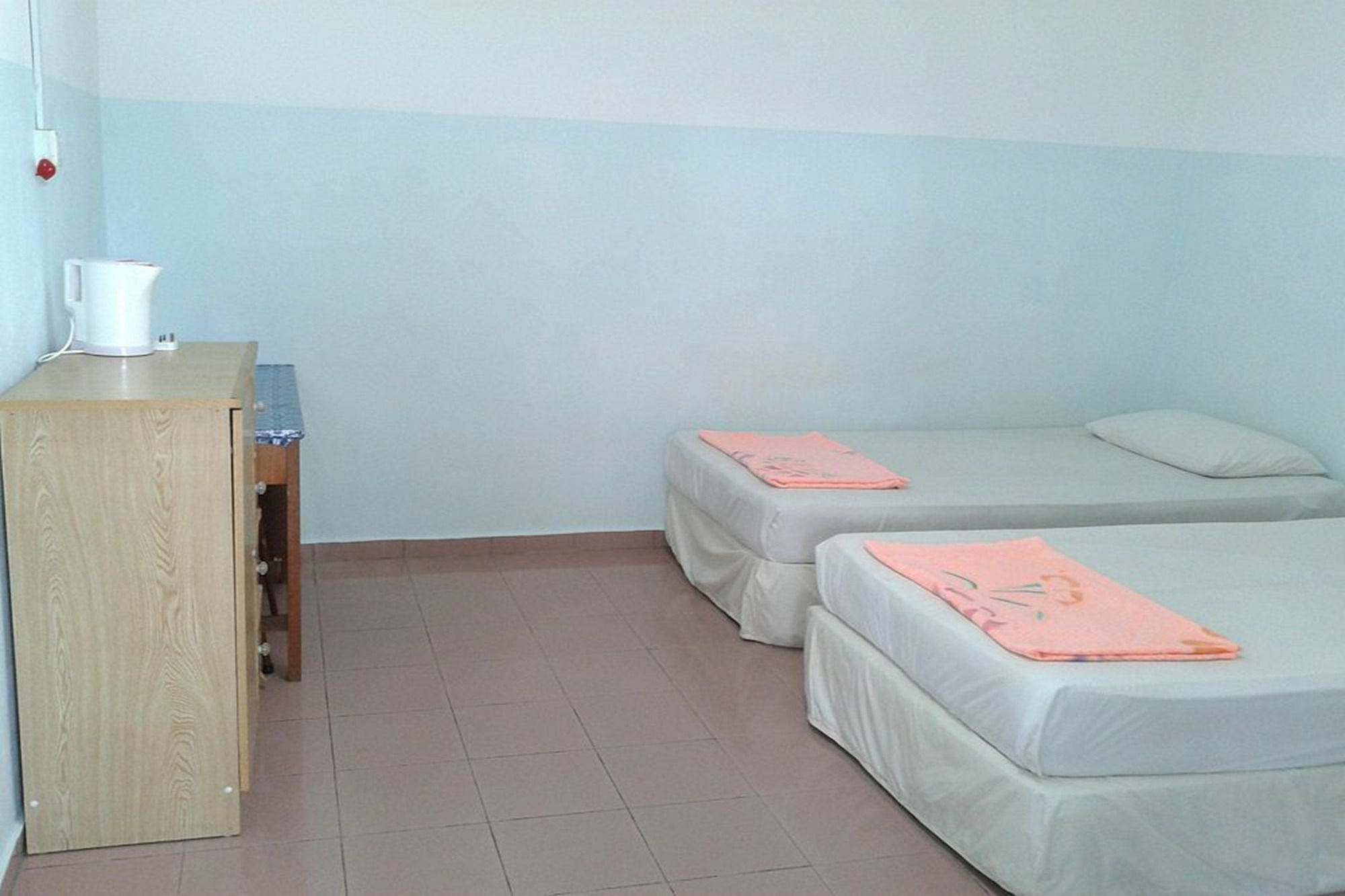 Et Budget Guest House Batu Feringgi Buitenkant foto